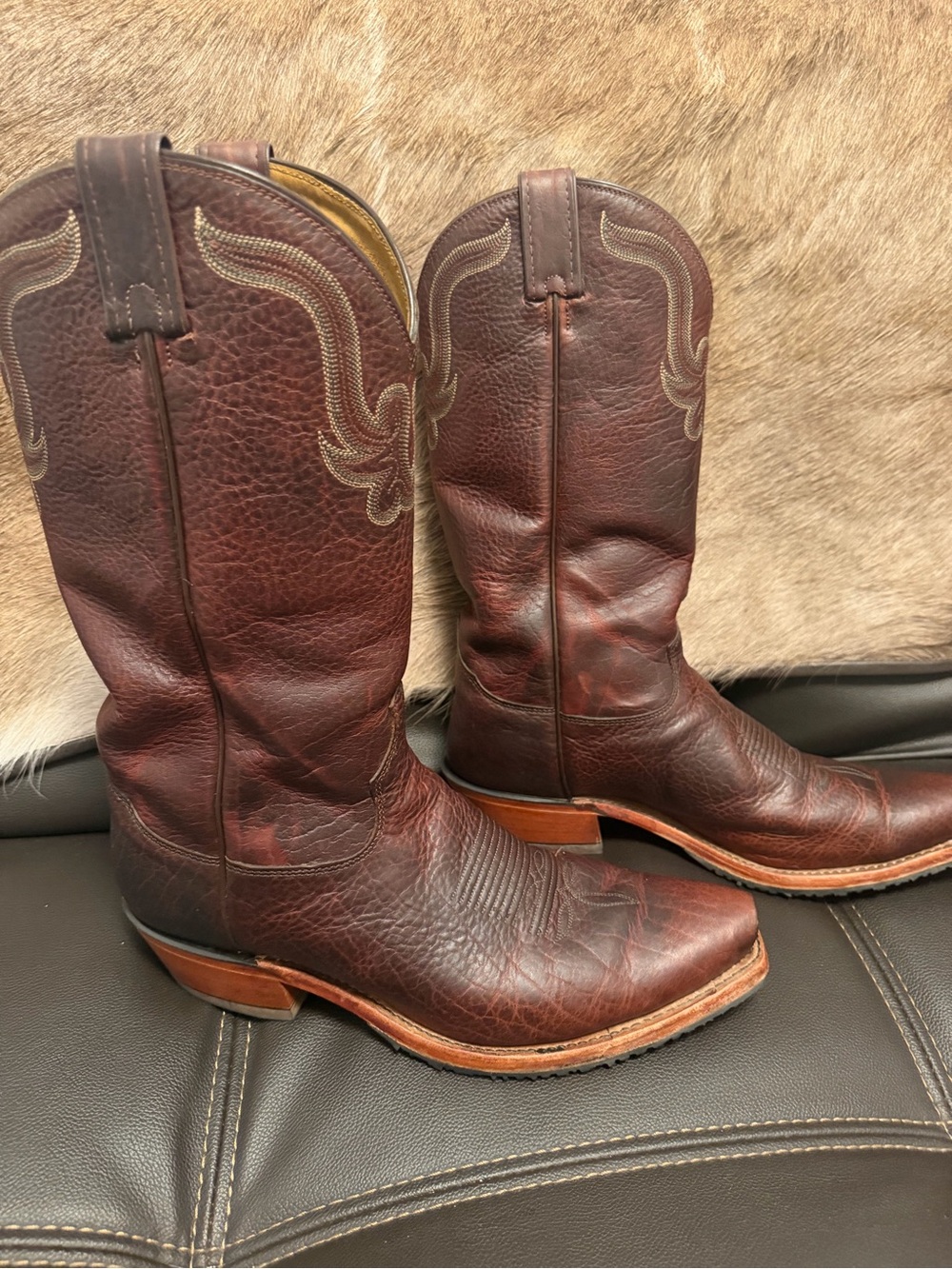 Men's Exotic Genuine Bison Leather Cowboy Boots - Classic Pull-On